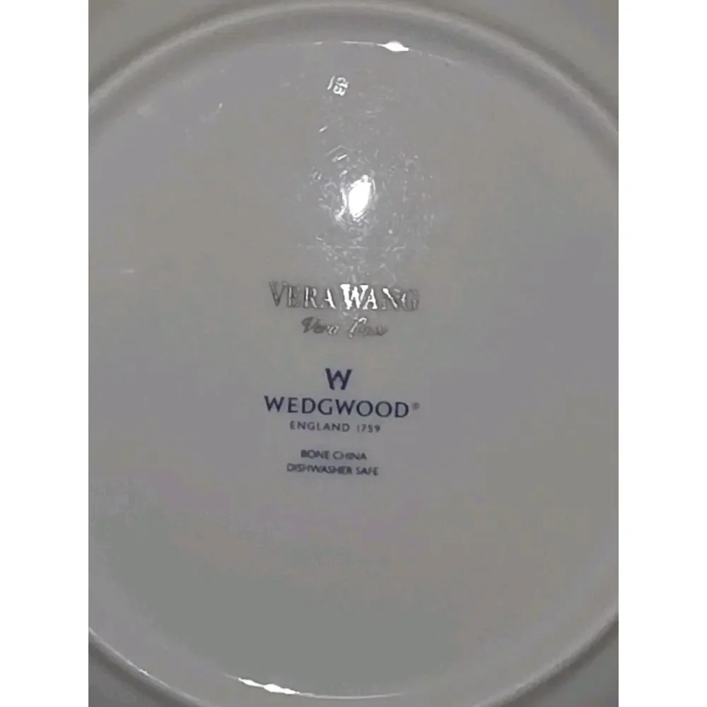 Vera Wang Wedgewood Vera Lace Bone China 4 Dessert Plates Silver Rim England 7